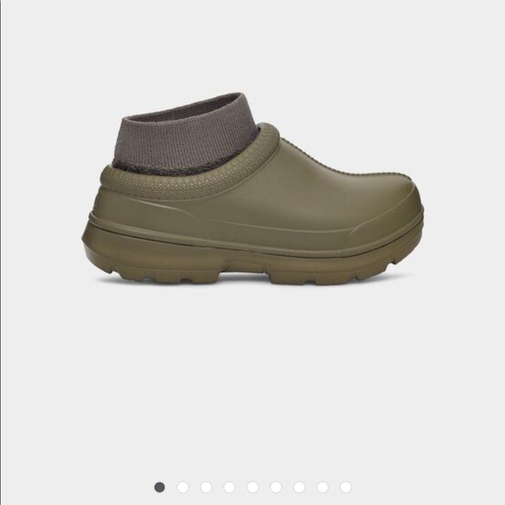 NWT UGG Tasman X - Olive
